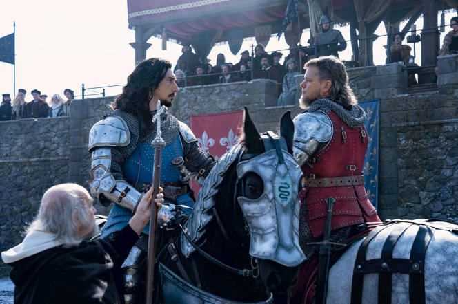 The outcome of the clash between Jean de Carrouges (Matt Damon, right) and Jacques Le Gris (Adam Driver) will decide the fate of the victim.