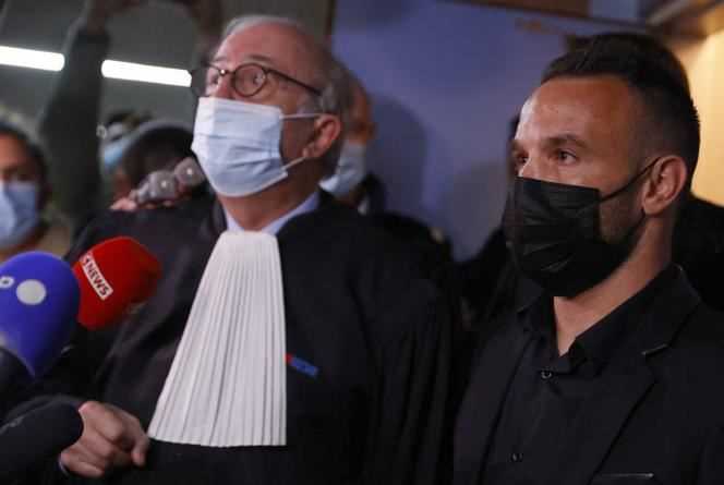 Mathieu Valbuena (right), alongside his lawyer Paul-Albert Iweins, at the Versailles Criminal Court, October 20, 2021.