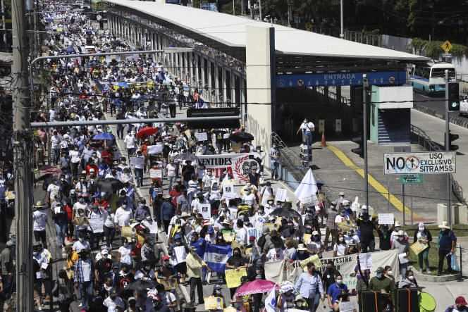During the demonstration against President Nayib Bukele in San Salvador on October 17, 2021.