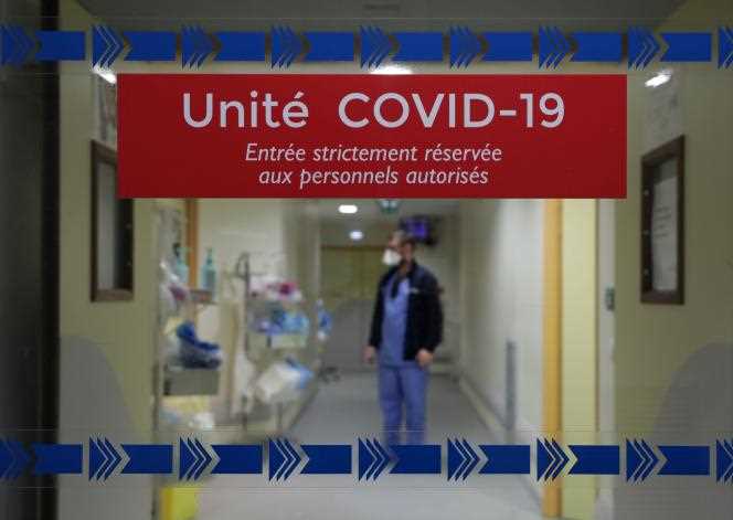 The intensive care unit for patients with Covid-19 at the Timone hospital, in Marseille, in February 2021.