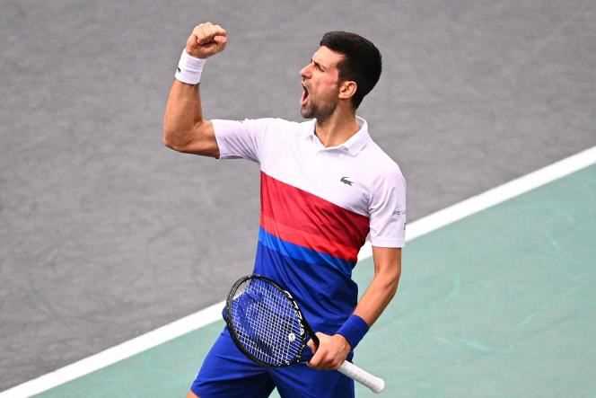 The world number 1 Novak Djokovic will face the Polish Hubert Hurkacz in the semi-final of the Paris tournament, after having out the American Taylor Fritz, on November 5, 2021.