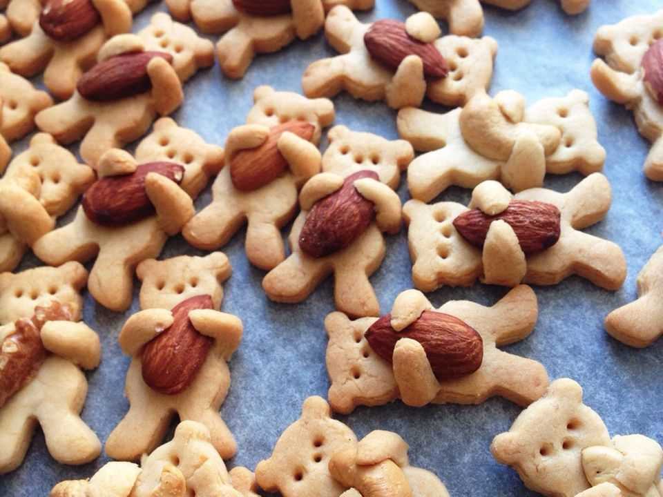 Baking cookies with children: the best recipes and helpful tips