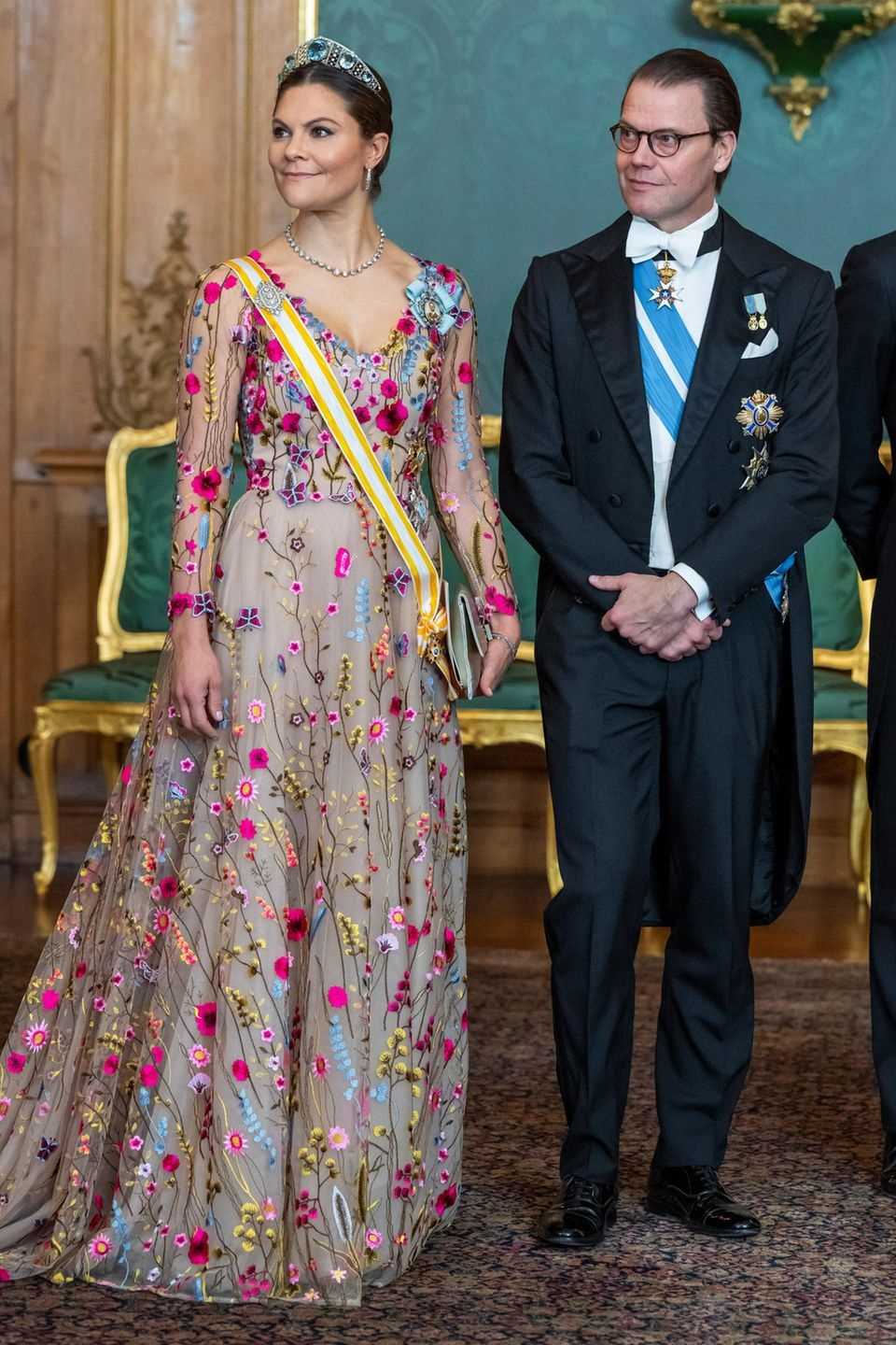 Crown Princess Victoria and Prince Daniel welcome the Spanish royal couple.