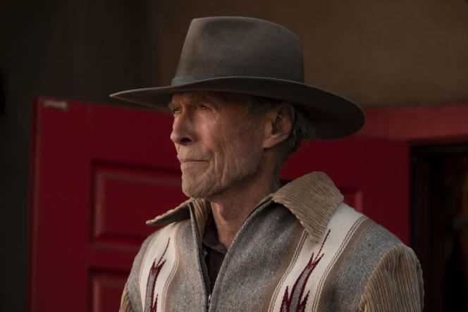 Clint Eastwood plays Mike Milo in his film 