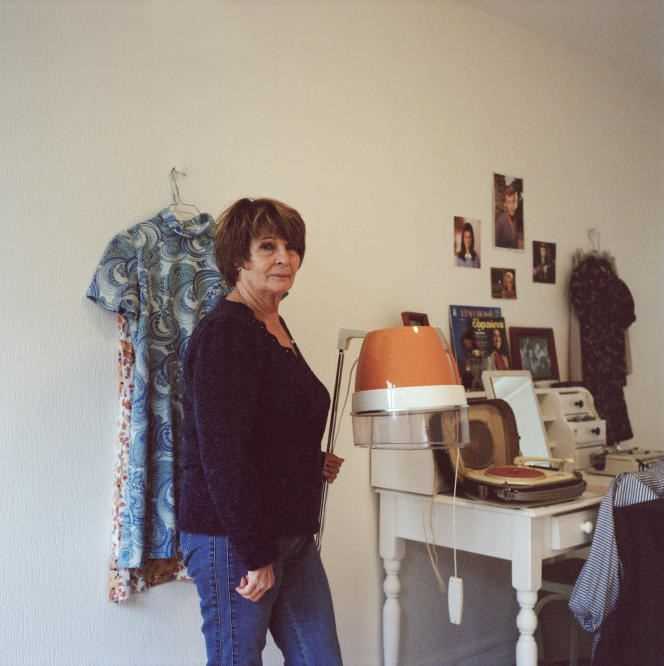 Liliane Di Meo, in her reconstituted teenage room, on November 4, 2021, in Aubervilliers.  His family lived from 1957 to 1973 in the city of Emile-Dubois.