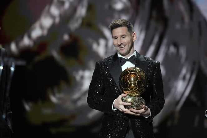 Lionel Messi, on November 29 at the Théâtre du Châtelet, in Paris, after receiving his 7th Ballon d'Or.