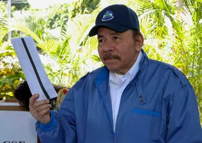 Nicaraguan President Daniel Ortega ready to vote for the presidential election he will, unsurprisingly, win on November 7 in Managua.