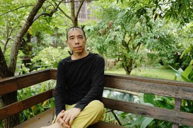 Apichatpong Weerasethakul on the set of “Memoria” in 2019 in Colombia.
