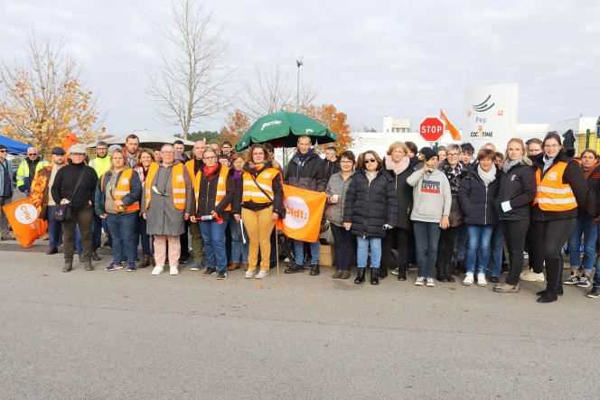 In Ploërmel, November 8.  Cocotine employees have mobilized for an increase in their salaries.