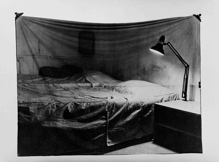 Balthasar Burkhard, Markus Raetz, Das Bett, 1969/1970.