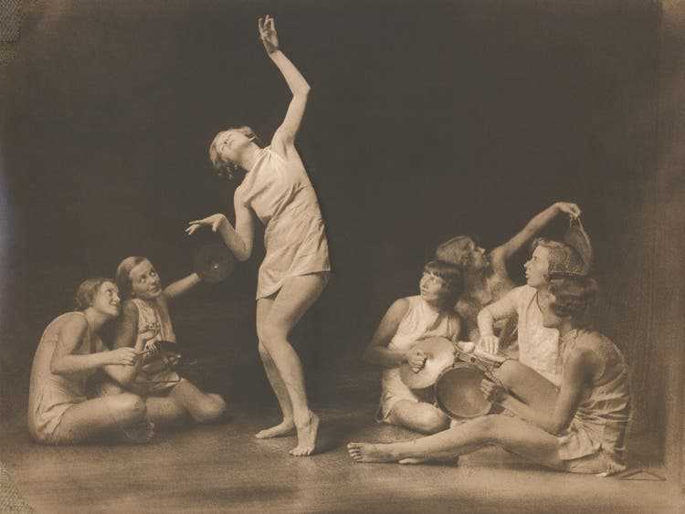 Walter Schwabe, Rhythmik-Studie in der Tanzschule Suzanne Perrottet, 1927