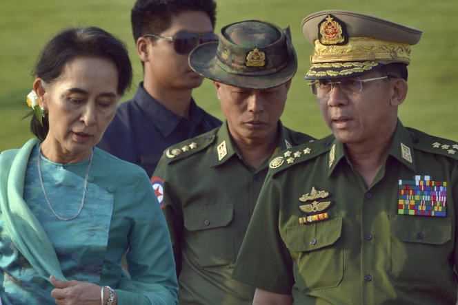 Aung San Suu Kyi, then Minister of Foreign Affairs, with General Min Aung Hlaing, the head of the ruling junta in Burma, on May 6, 2016 in Naypyidaw.