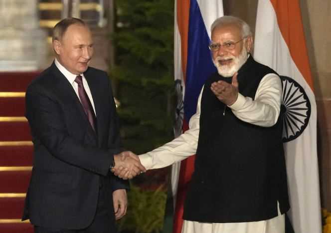 Russian President Vladmir Putin and Indian Prime Minister Narendra Modi on December 6, 2021 in New Delhi.