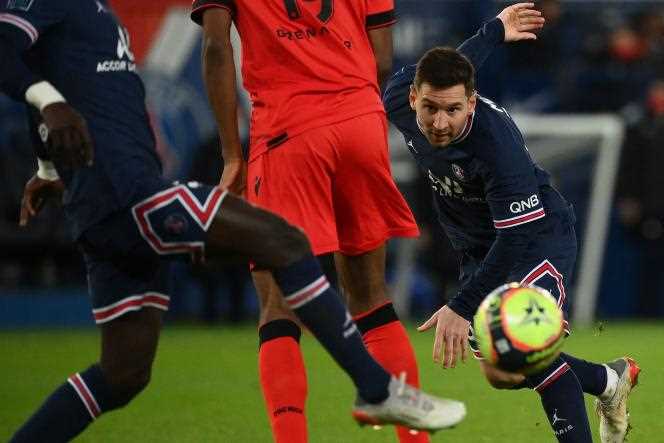 Lionel Messi, during the match between Paris-Saint Germain (PSG) and OGC Nice at the Parc des Prince, in Paris, on December 1, 2021.