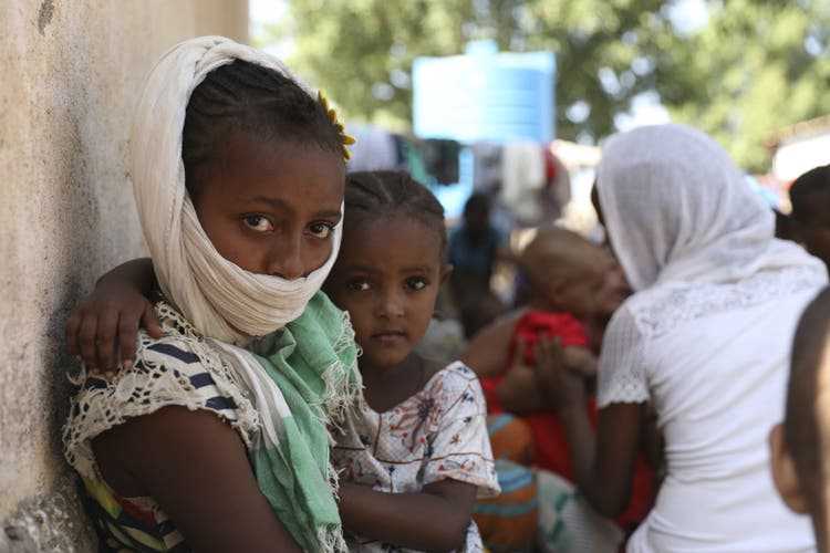 Refugees from the Tigray region in Ethiopia wait in front of the UN human rights organization's center in Hamdayet in Sudan to be registered on November 14th.
