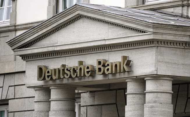 Die Investmentbank der Deutschen Bank erwirtschaftete in den ersten neun Monaten des abgelaufenen Geschäftsjahres fast doppelt so viel Gewinn wie die anderen drei Konzernsparten zusammen. 