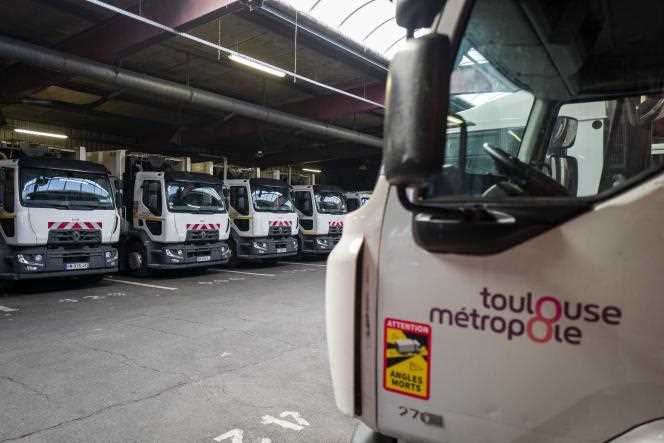 The garbage collectors' strike in Toulouse, which began on December 16, 2021, ended on January 13, 2022.