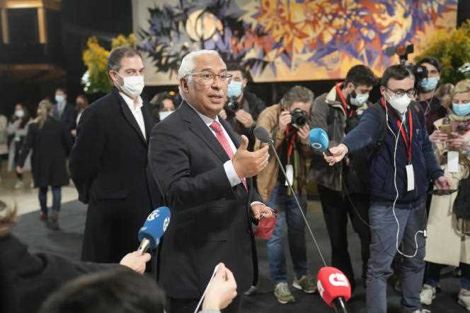 Portuguese Prime Minister Antonio Costa with journalists, awaiting the results of the legislative elections, in Lisbon, January 30, 2022.