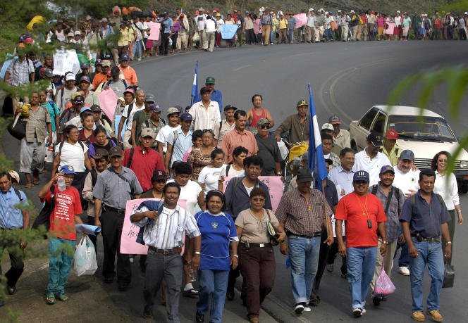 Demonstration by agricultural workers against companies that have been exposed to harmful pesticides in banana plantations, in Managua, Nicaragua, in 2007.