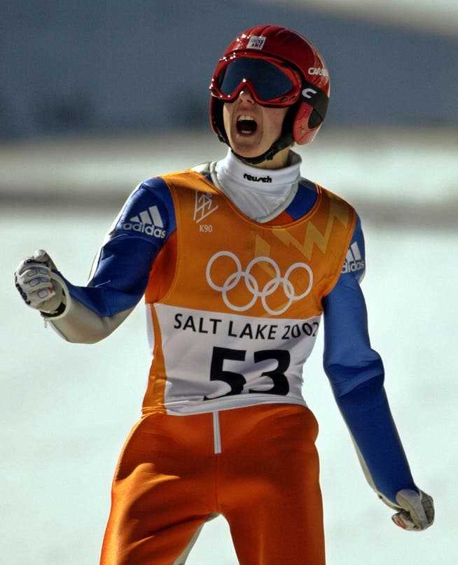 Das erste Gold: Ammann gewinnt von der Normalschanze in Salt Lake City 2002. 