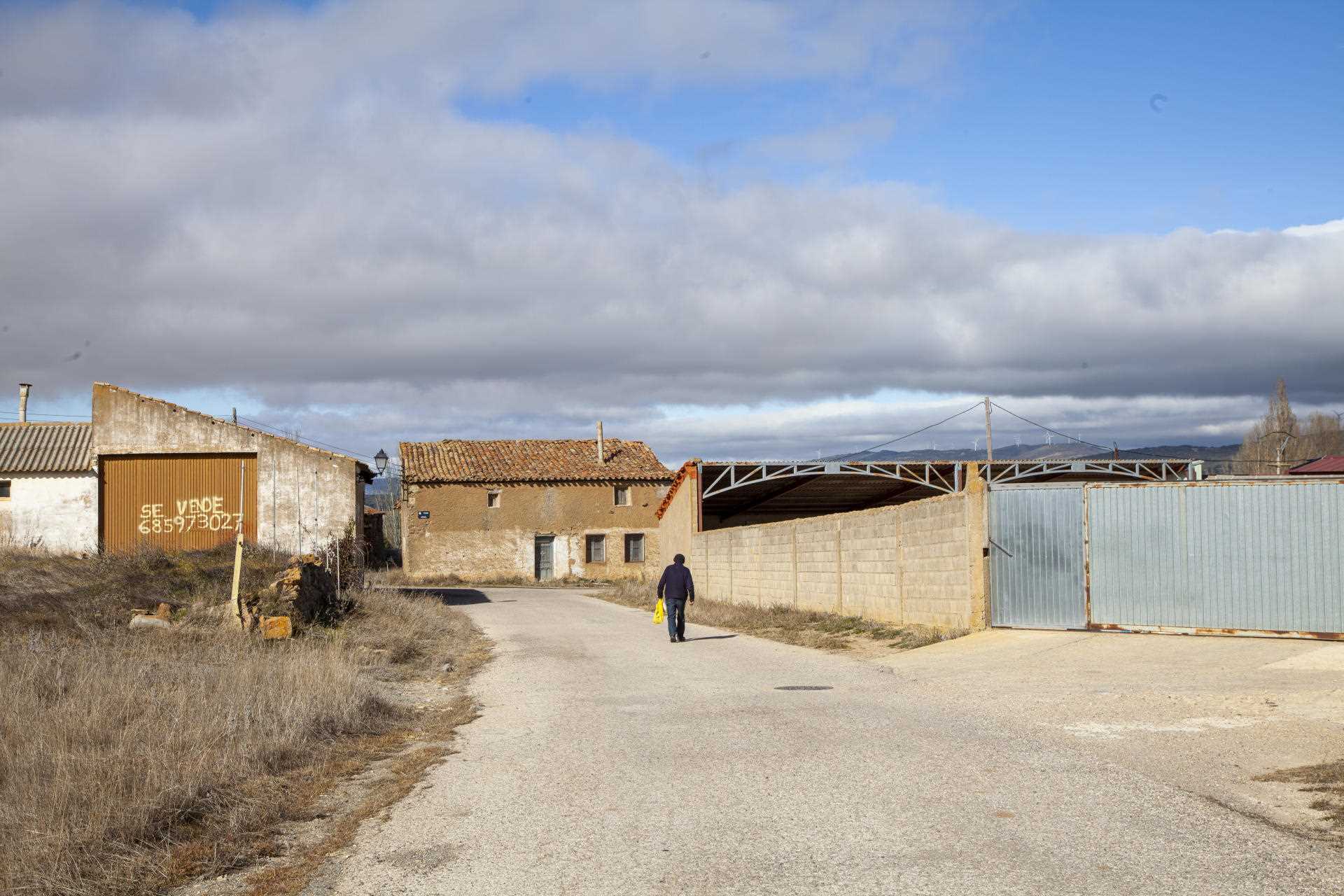 At the entrance to the village of Noviercas, in Spain, which has 160 inhabitants registered on the electoral lists, on February 5, 2022.