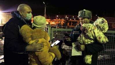 Evacuees from Donetsk and Luhansk regions arrive in Russia.  (Dmitry Rogulin/TASS/Getty)