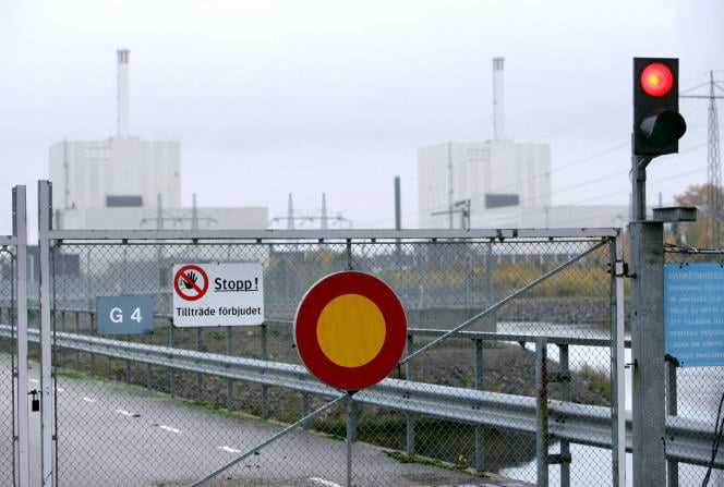 At the entrance to the Swedish Forsmark nuclear power plant, in 2006.