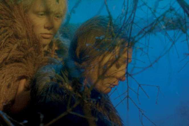 Roxy (Paula Luna) and Zora (Elina Löwensohn) in “After Blue (Paradis sale)”, by Bertrand Mandico.