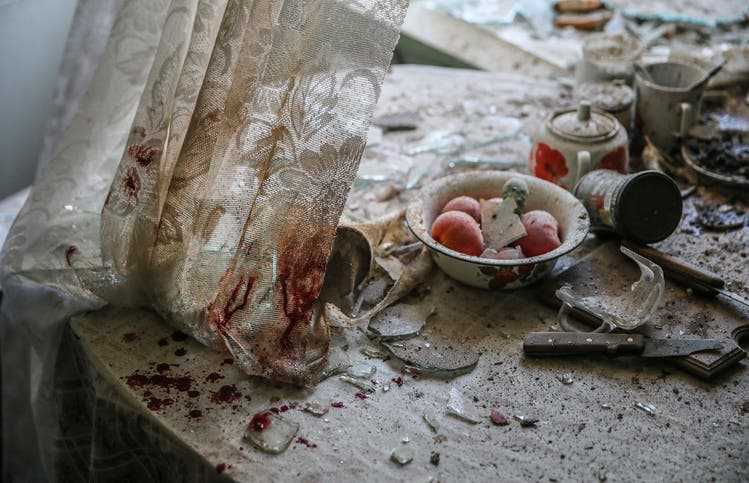 Damaged kitchen in Donetsk as a result of fighting between the Ukrainian army and separatists.  26 Aug 2014. 