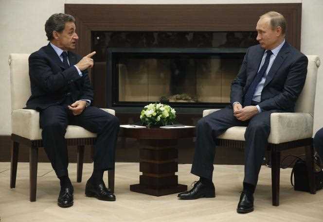 Meeting between Nicolas Sarkozy and Vladimir Poutine, in Moscow, October 29, 2015.