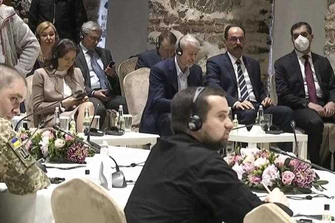 This video taken from footage released on March 29, 2022 by the Turkish Presidency shows Russian oligarch Roman Abramovich (2nd row center) during the first one-on-one talks between Russia and Ukraine in weeks at the Dolmabahce Palace in Istanbul.