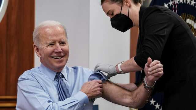 Joe Biden wird geimpft.