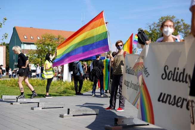 The rainbow flag is a symbol of tolerance – but for many it is also a stumbling block.