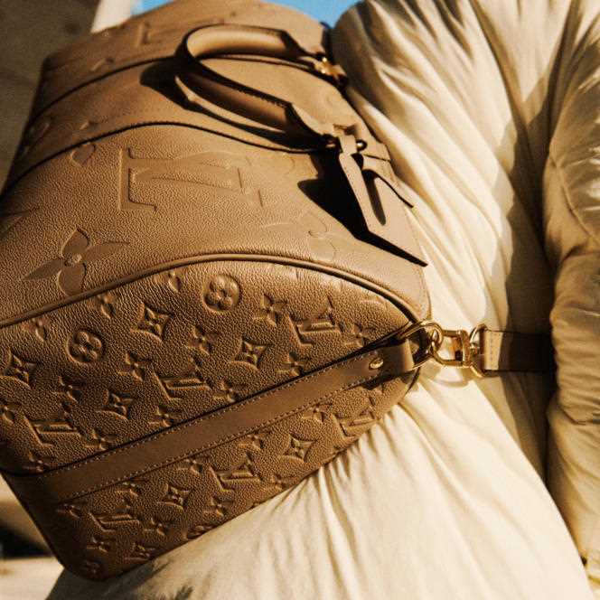 Keepall bag, cowhide, Louis Vuitton, €2,600.
