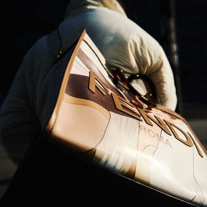 Sunshine bag, in leather with inlay, Fendi, €2,600.