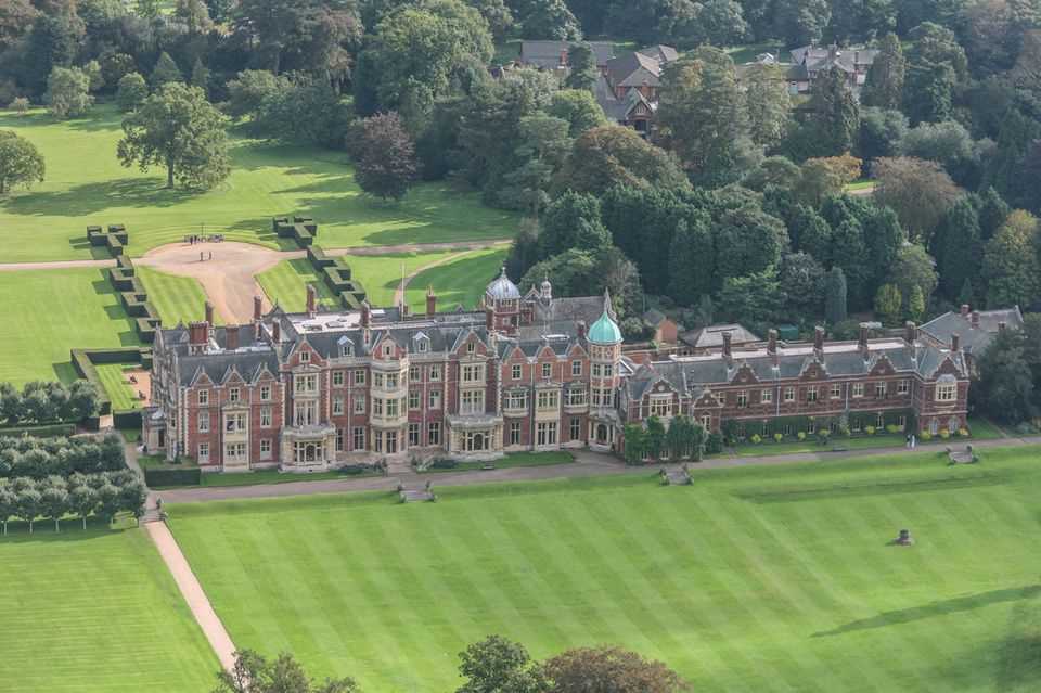 Sandringham House is Queen Elizabeth's private country residence and is located about 180 kilometers north-east of London.