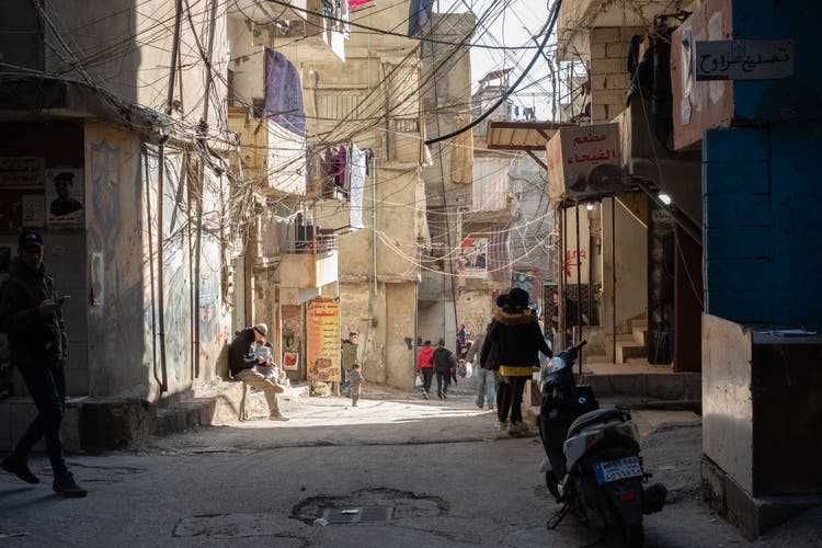 Im Beiruter Armenviertel Burj al-Barajneh haben die Schiitenparteien Hizbullah und Amal das Sagen.