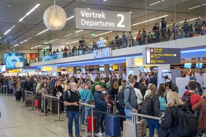 Over the past few days, travelers have been asked to arrive four hours before take-off and huge queues formed at the airport gates over the weekend of April 30 and May 1. 