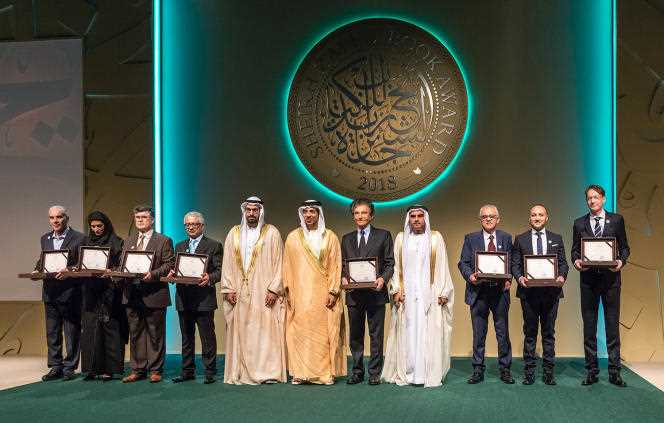 In 2018, the jury rewarded the Institut du monde arabe (on the right, in the center, Jack Lang, president of the IMA).