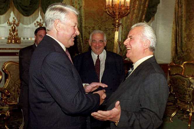 Boris Yeltsin and Leonid Kravchuk in Moscow on September 4, 1993.