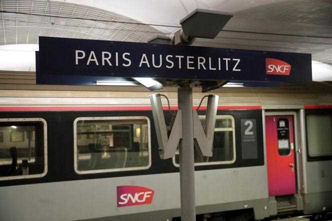 A train at Paris-Austerlitz station in April 2019. 
