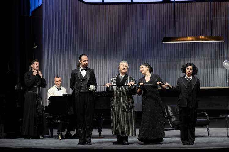 Attitude gentlemen, this is a serious opera!  Scene from Rolando Villazón's Salzburg 
