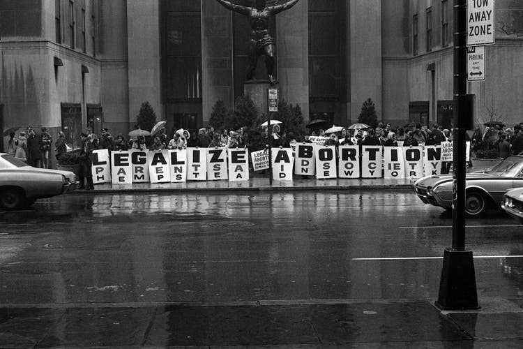 Demonstration for the legalization of abortion in March 1968 in front of the Rockefeller Center in New York.