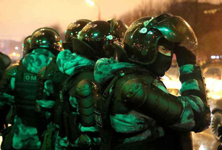 Die Omon-Spezialeinheit ist direkt dem russischen Innenministerium unterstellt. Wegen ihrer Ausrüstung werden die Einsatzkräfte auch «Kosmonauten» genannt.