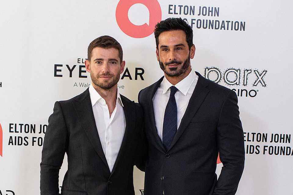 Julian Morris and Landon Ross at the Academy Viewing Party in March 2022