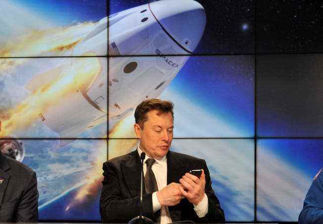 Knatsch bei SpaceX: Elon Musk wird von Angestellten offen kritisiert. Er verhalte sich «peinlich».
