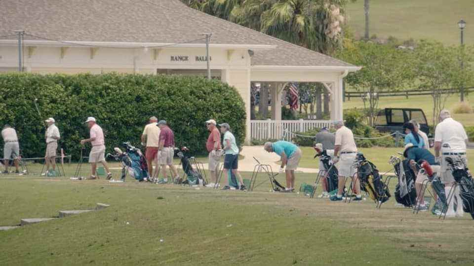 «Villagers» teeing off on the golf driving range