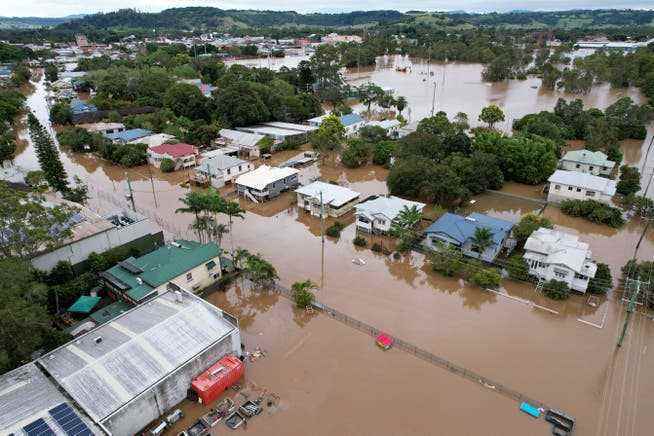 Nach den Buschbränden haben schwere Überschwemmungen Australien heimgesucht, extreme Wetterereignisse, die vom Klimawandel verstärkt werden.