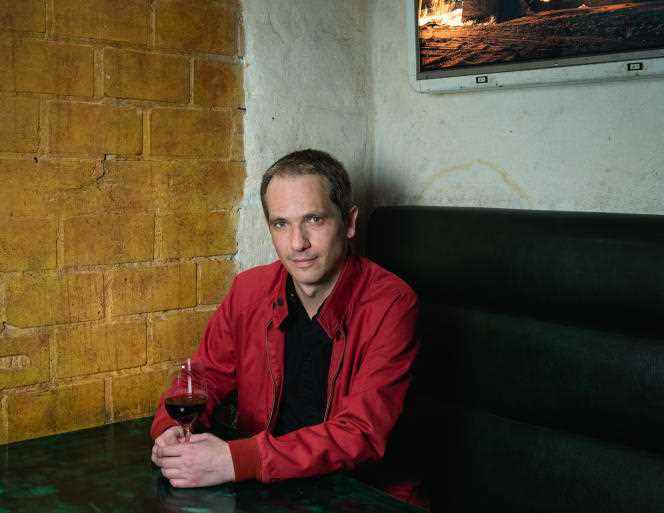 Michaël Fœssel, philosopher, at the bar Les Walkers of the planet, in Paris, on April 15, 2022.