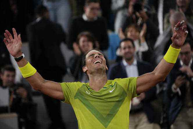 The joy of Rafael Nadal after his victory against Novak Djokovic, in the quarter-finals of Roland-Garros, June 1, 2022.